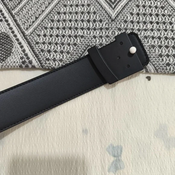 Louis Vuitton Black Monogram Reversible Belt - Picture 4 of 6